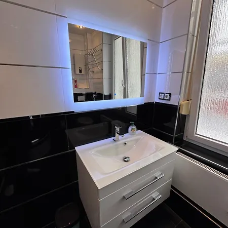 Apartment Moderne & Rustikale I Zentral I Geschaeftsreisen I Anbindung
