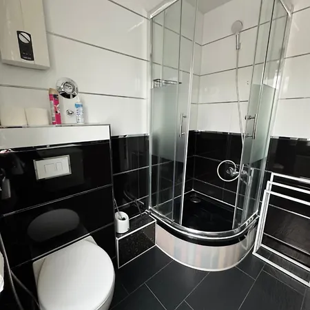 Moderne & Rustikale I Zentral I Geschaeftsreisen I Anbindung Apartment *