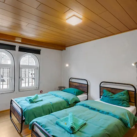 Apartamento Moderne & Rustikale I Kostenlose Parkplaetze I Zentral I Naehe Koeln Messe Deutz I Anbindung *