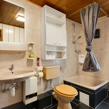 Moderne & Rustikale I Kostenlose Parkplaetze I Zentral I Naehe Koeln Messe Deutz I Anbindung