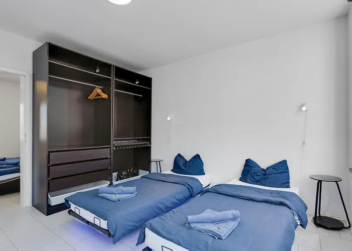 Appartement Moderne & Rustikale I Kostenlose Parkplaetze I Zentral I Naehe Koeln Messe Deutz I Anbindung *