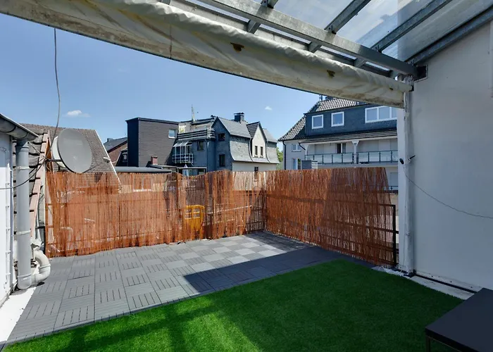 Appartement Moderne & Rustikale I Kostenlose Parkplaetze I Zentral I Naehe Koeln Messe Deutz I Anbindung Eitorf